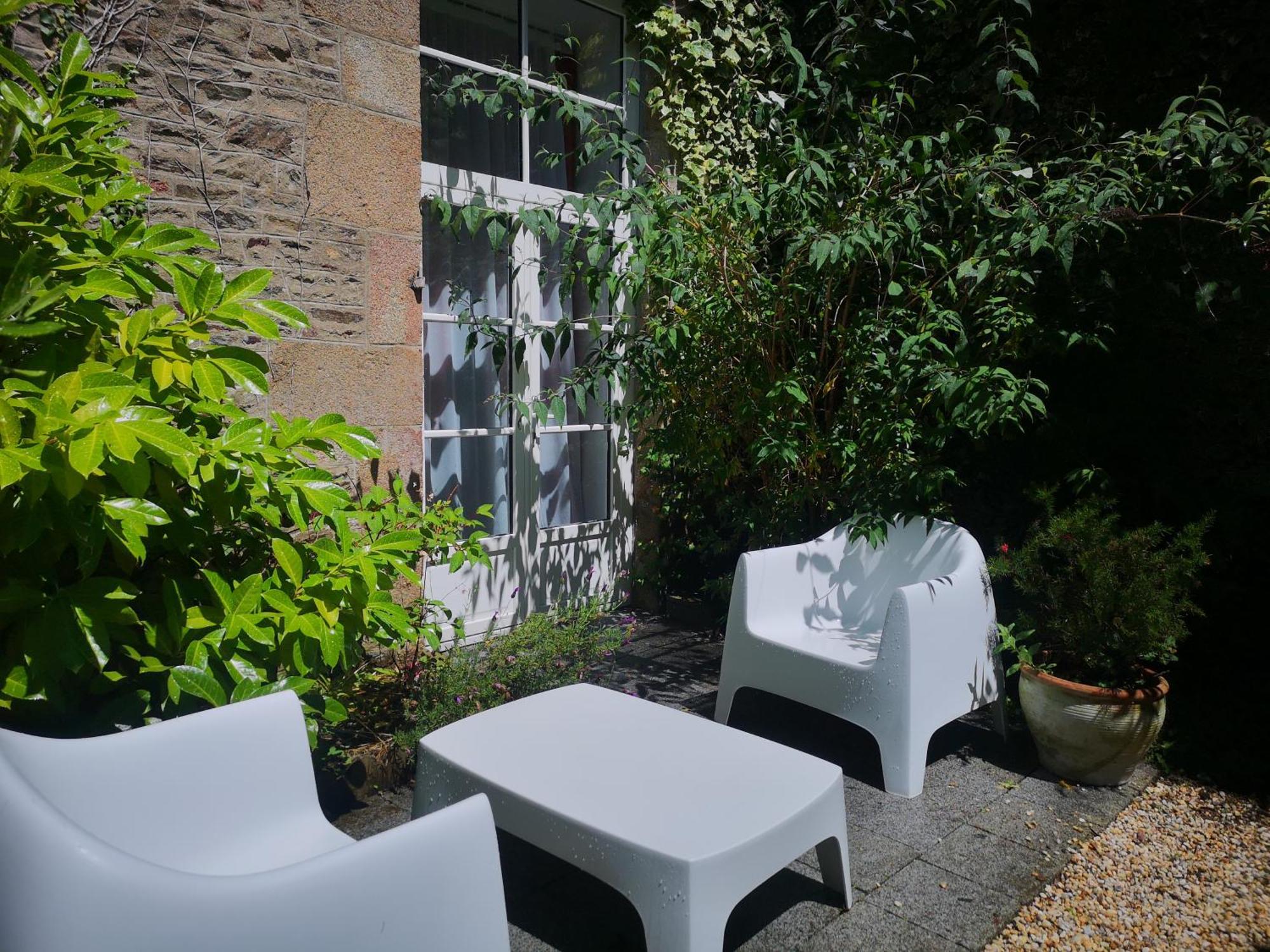 Hotel Victor Hugo 3*