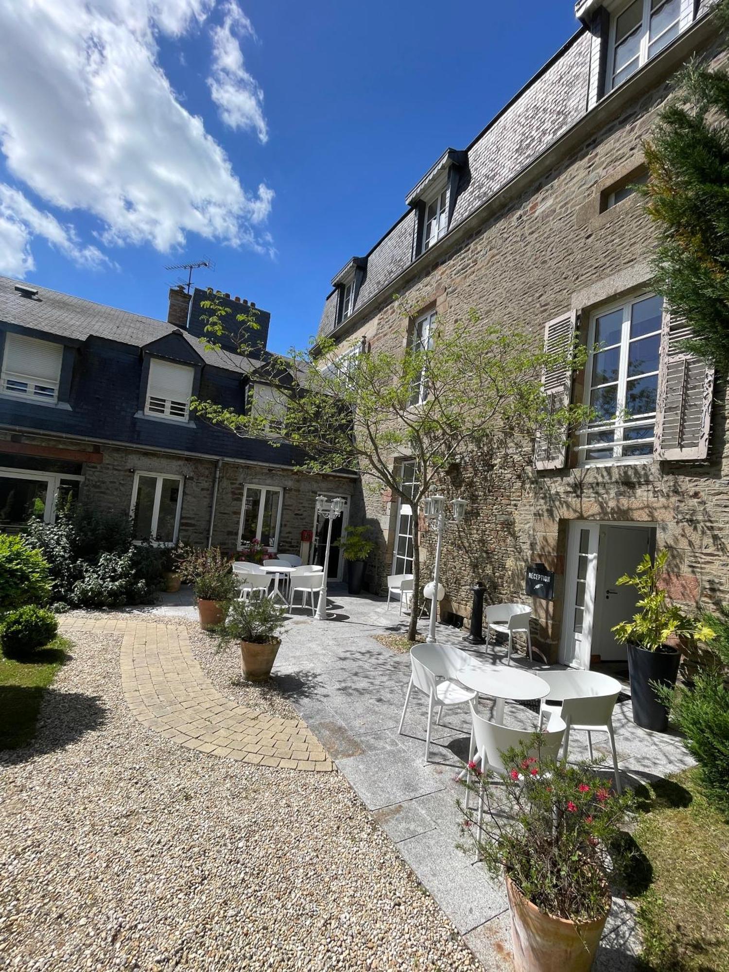 Hotel Victor Hugo 3*
