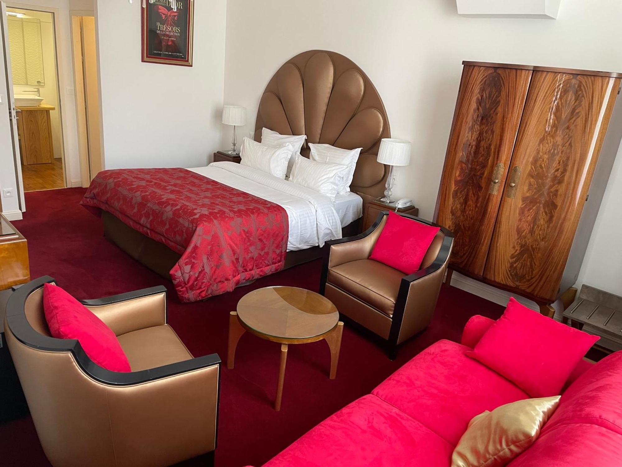 Hotel Victor Hugo