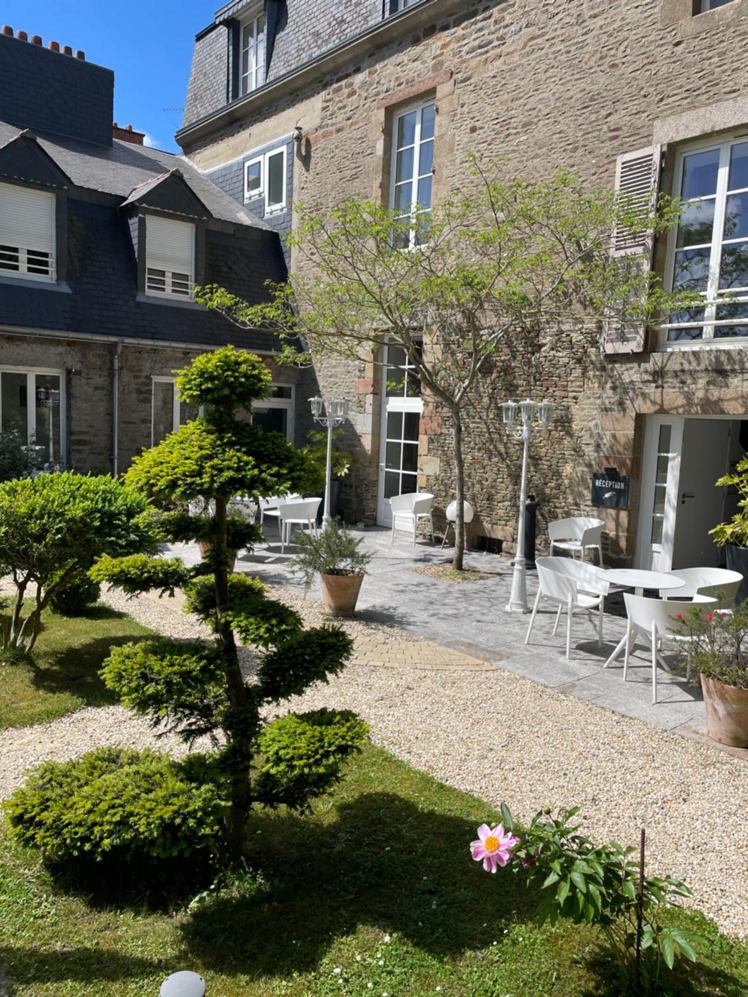 Victor Hugo Hotel 3*